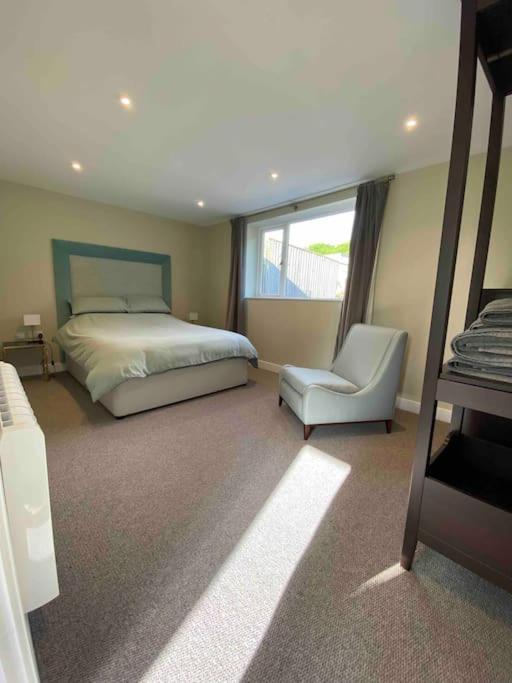 Larks Leaze Lodge, Steeple Ashton, Wiltshire Trowbridge Dış mekan fotoğraf